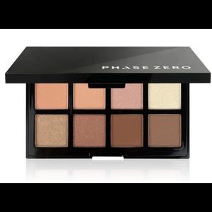 The Necessities Eyeshadow Palette